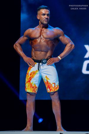MEN'S PHYSIQUE 179